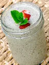 Graine décortiquée Strawberry-Ban-Smoothie.webp