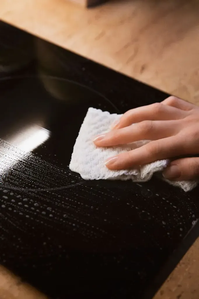 tampon-a-recurer-%C3%A9ponge%20vaisselle-cuisini%C3%A8re-ecologique-chanvre_Design%20for%20resilience%C2%A9Rod%C3%A9o%20Studio_MG_0492.webp